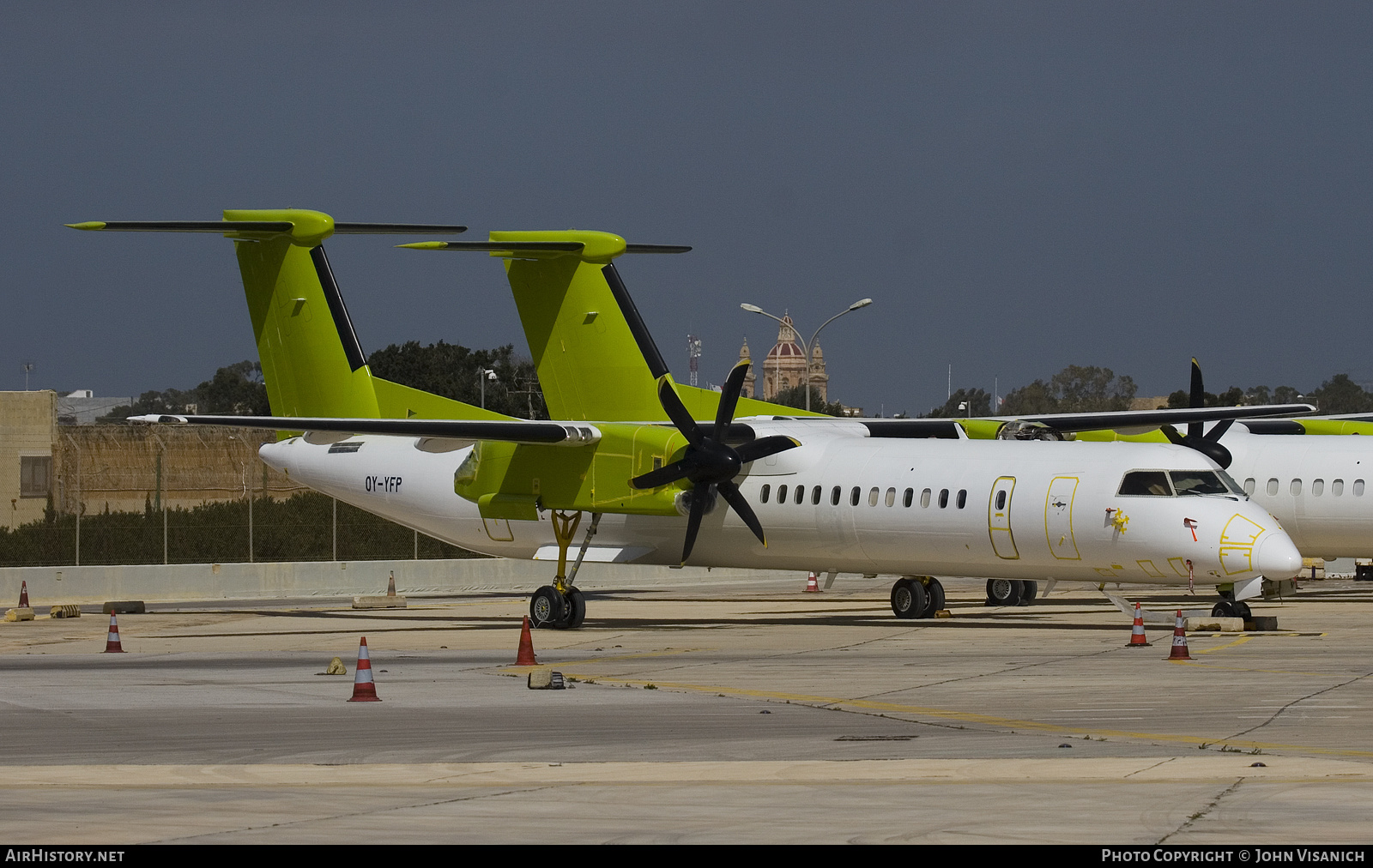 Aircraft Photo of OY-YFP | Bombardier DHC-8-402 Dash 8 | AirHistory.net #556056