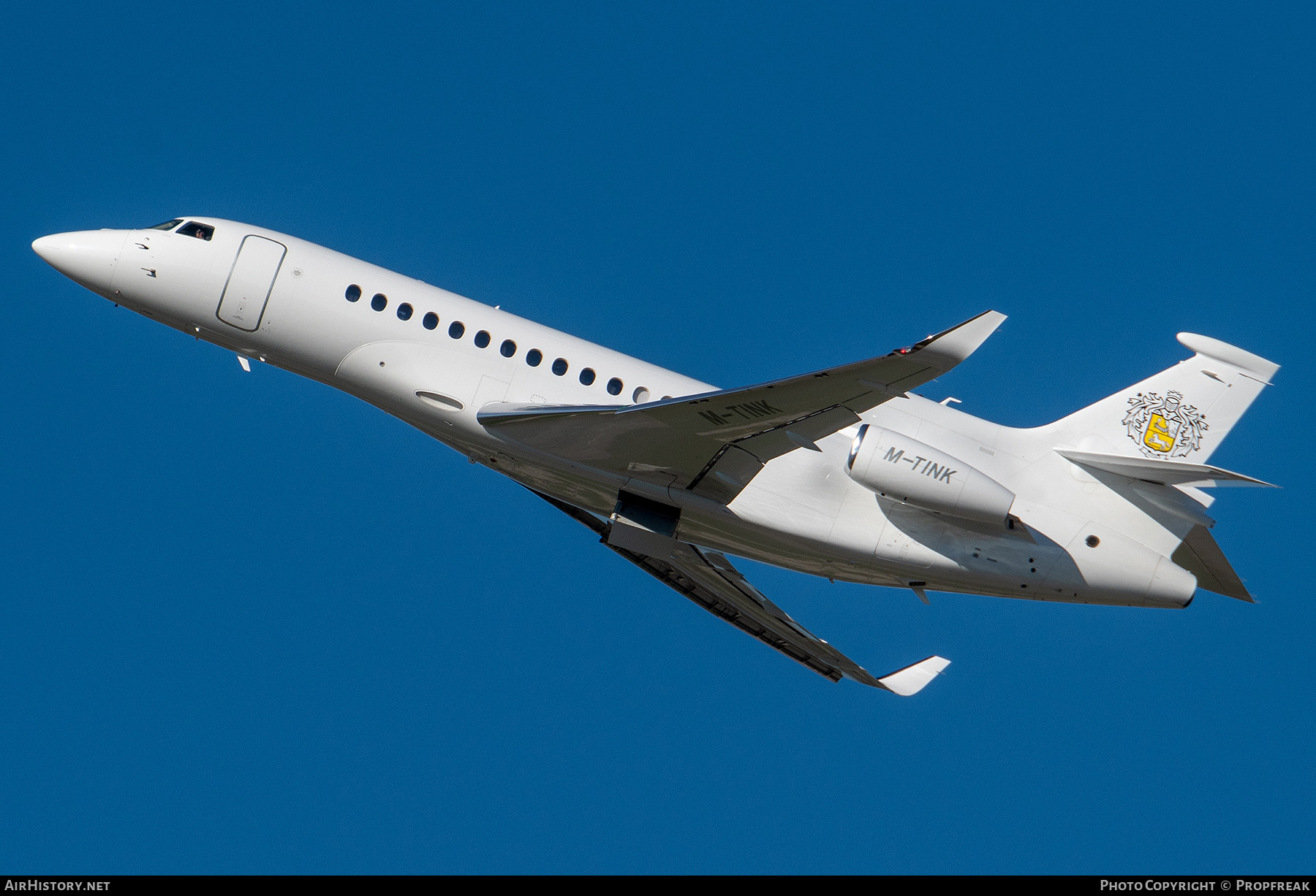 Aircraft Photo of M-TINK | Dassault Falcon 8X | AirHistory.net #556067