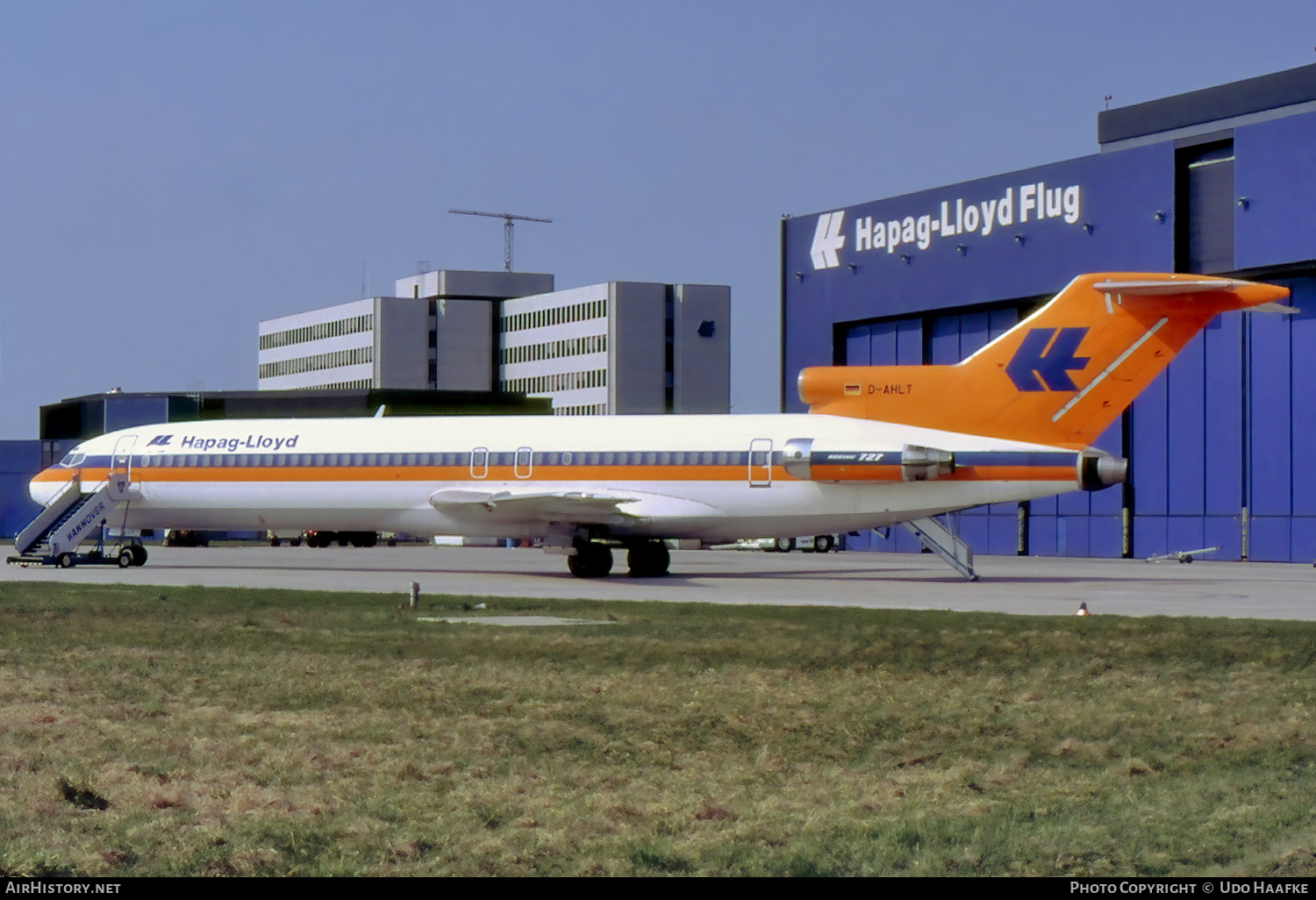 Aircraft Photo of D-AHLT | Boeing 727-2K5/Adv | Hapag-Lloyd | AirHistory.net #556087