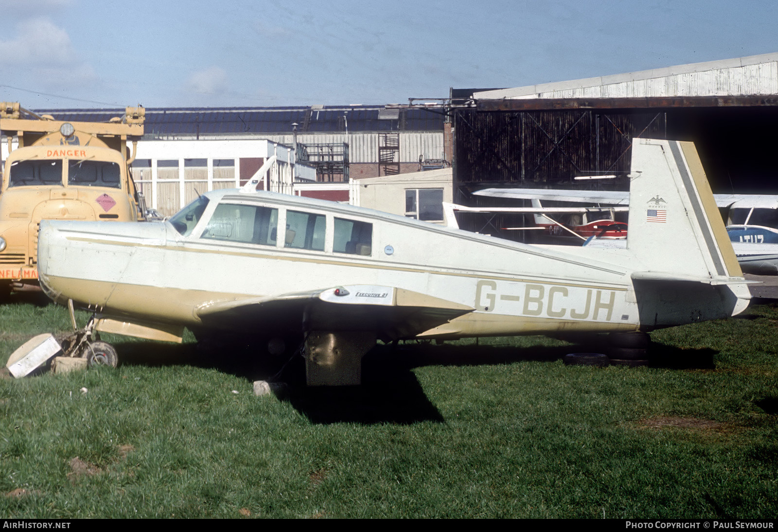 Aircraft Photo of G-BCJH | Mooney M-20F Executive 21 | AirHistory.net #556097