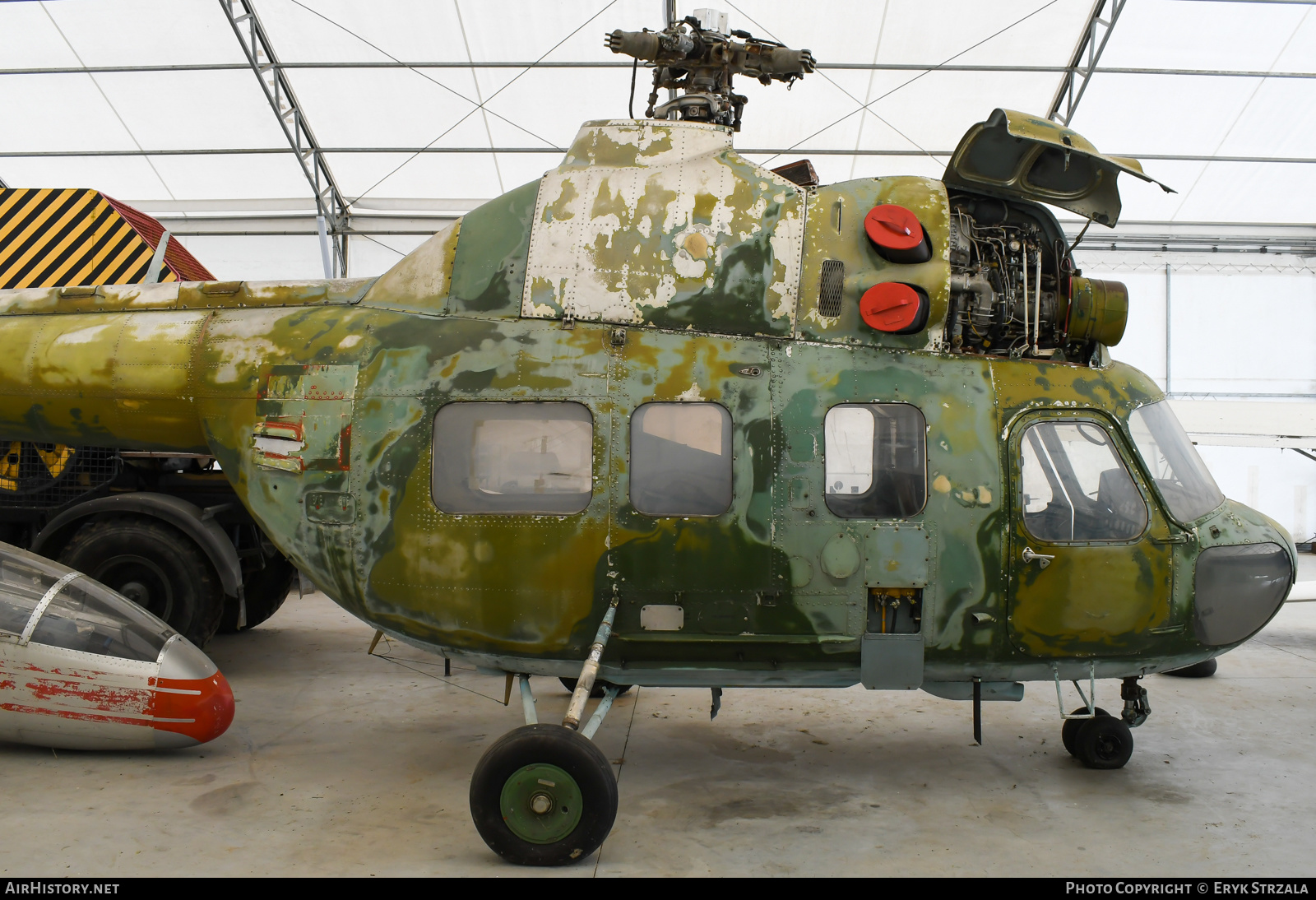 Aircraft Photo of 1627 | Mil Mi-2R | Poland - Air Force | AirHistory.net #556175