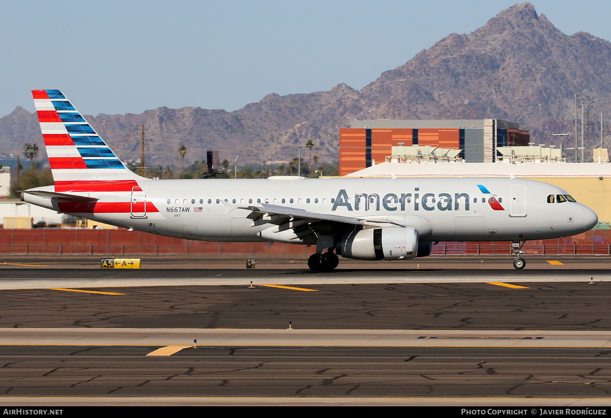 Aircraft Photo of N667AW | Airbus A320-232 | American Airlines | AirHistory.net #556211