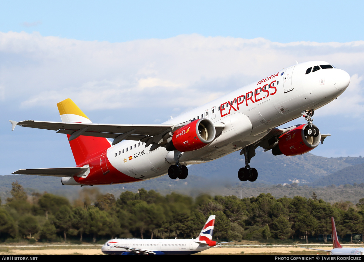 Aircraft Photo of EC-LUC | Airbus A320-214 | Iberia Express | AirHistory.net #556226