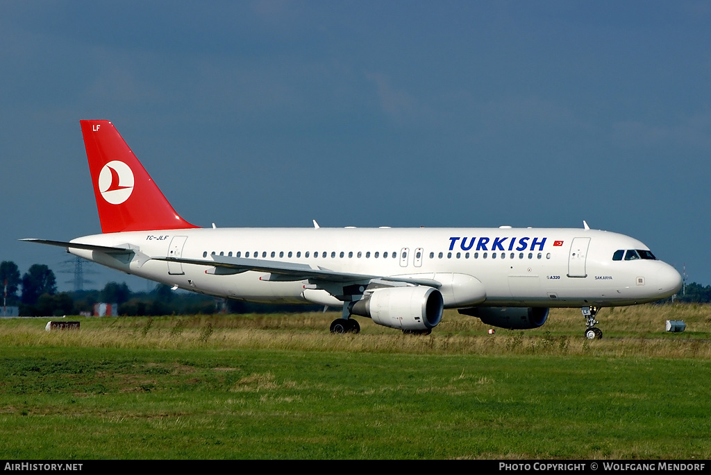 Aircraft Photo of TC-JLF | Airbus A320-214 | Turkish Airlines | AirHistory.net #556301