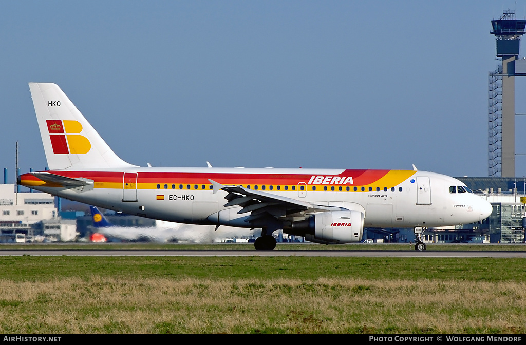 Aircraft Photo of EC-HKO | Airbus A319-111 | Iberia | AirHistory.net #556320