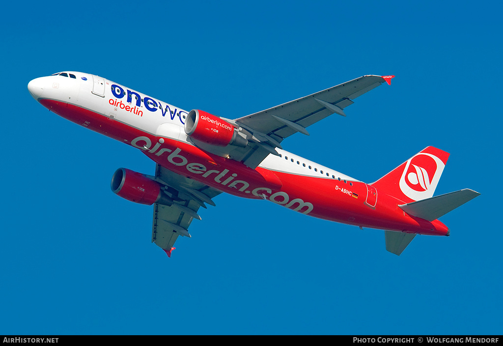 Aircraft Photo of D-ABHC | Airbus A320-214 | Air Berlin | AirHistory.net #556347