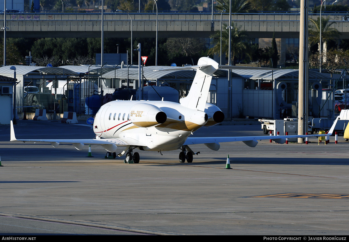 Aircraft Photo of SP-ZSZ | Bombardier Challenger 300 (BD-100-1A10) | AirHistory.net #556358
