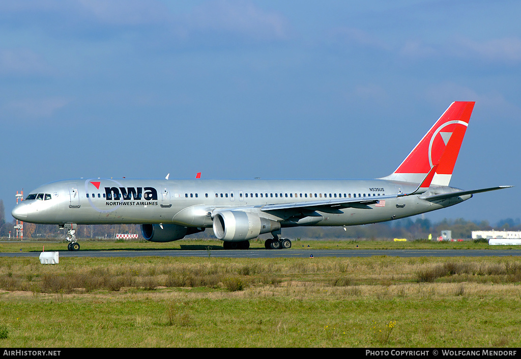 Aircraft Photo of N535US | Boeing 757-251 | Northwest Airlines | AirHistory.net #556359