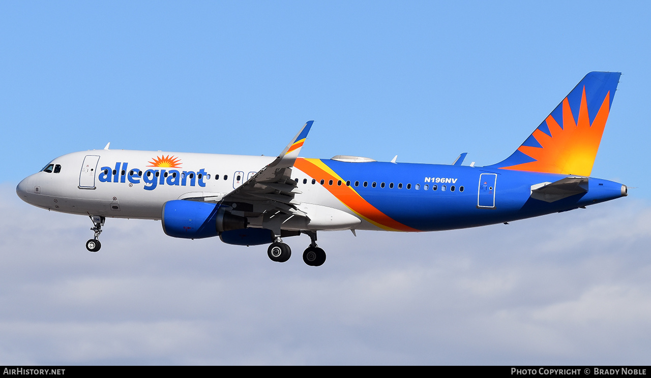 Aircraft Photo of N196NV | Airbus A320-214 | Allegiant Air | AirHistory.net #556446