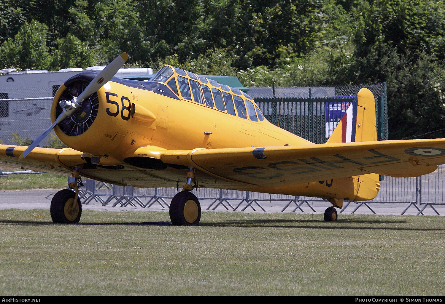 Aircraft Photo of G-BBHK / FH153 | North American AT-16 Harvard IIB | Canada - Air Force | AirHistory.net #556466