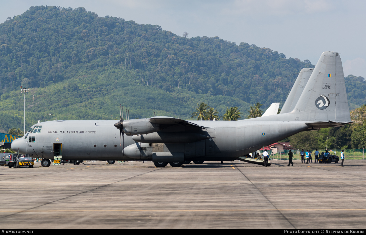 Aircraft Photo of M30-06 | Lockheed C-130H-30 Hercules (L-382) | Malaysia - Air Force | AirHistory.net #556499