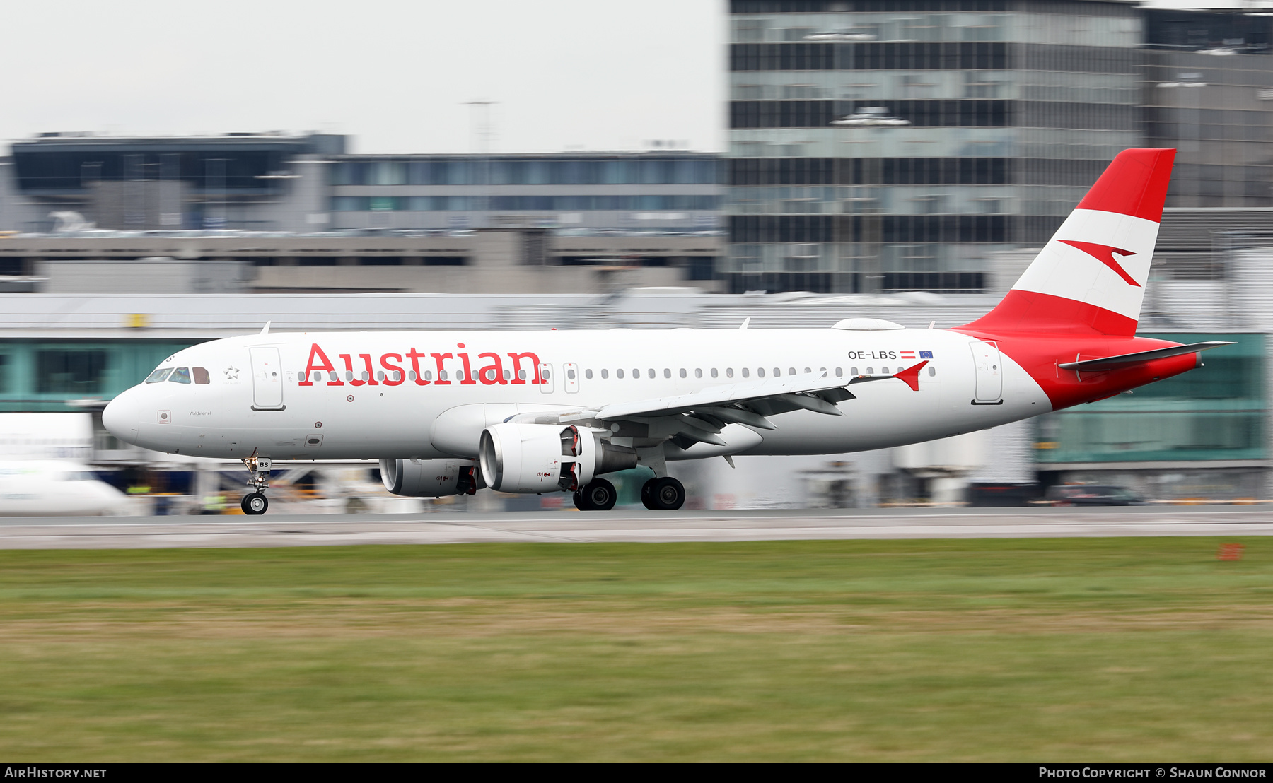 Aircraft Photo of OE-LBS | Airbus A320-214 | Austrian Airlines | AirHistory.net #556526
