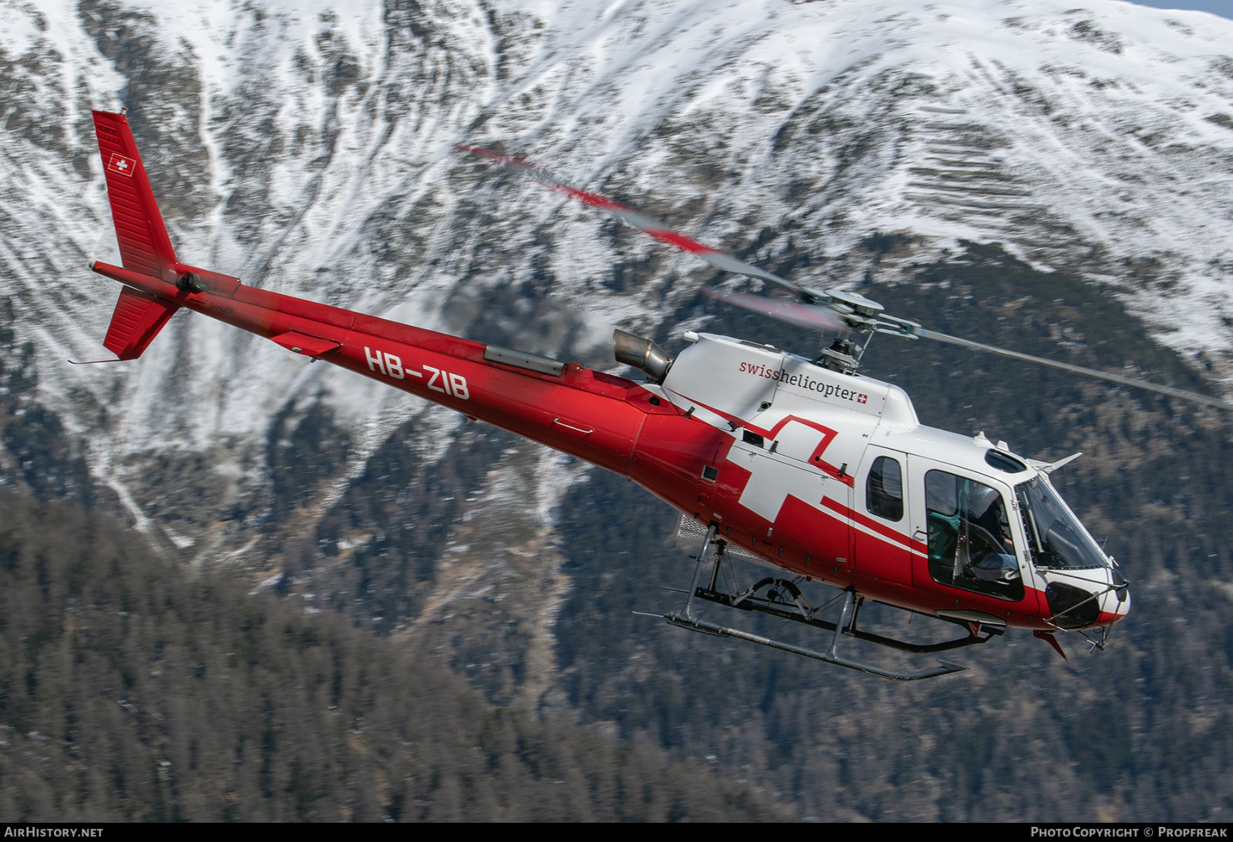 Aircraft Photo of HB-ZIB | Aerospatiale AS-350B-3 Ecureuil | Swiss Helicopter | AirHistory.net #556573