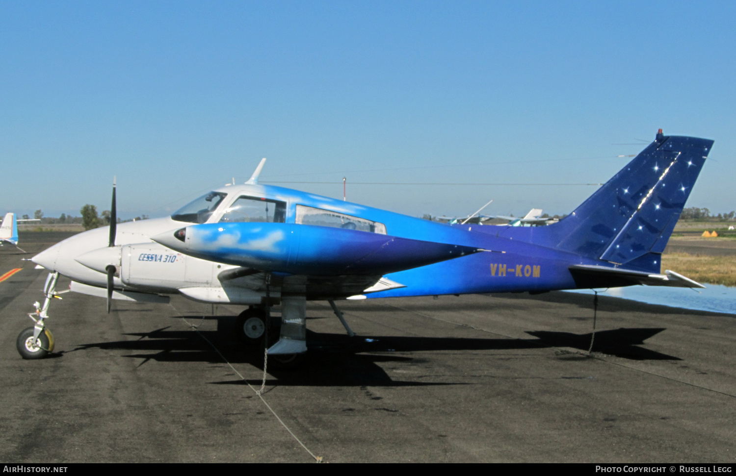 Aircraft Photo of VH-KOM | Cessna 310N | AirHistory.net #556603