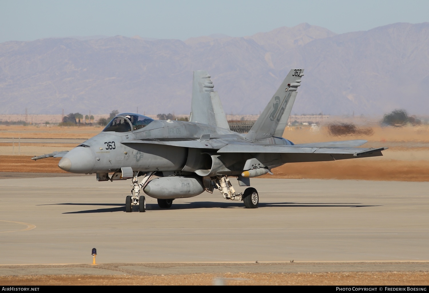 Aircraft Photo of 164907 | McDonnell Douglas F/A-18C Hornet | USA - Navy | AirHistory.net #556655