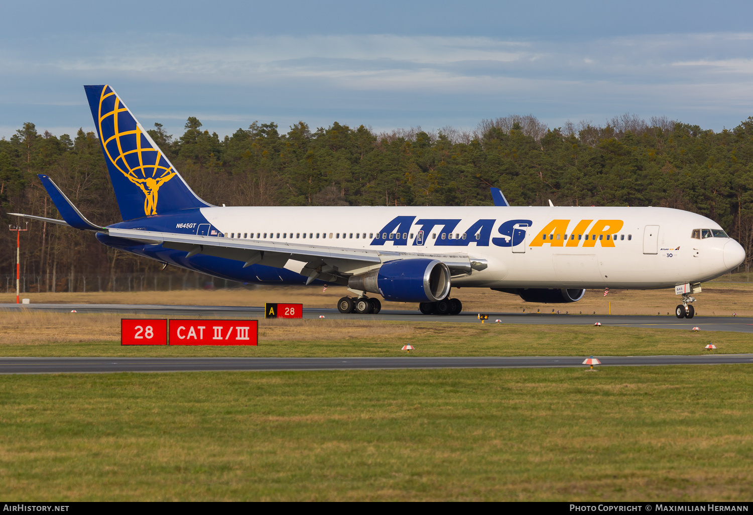 Aircraft Photo of N645GT | Boeing 767-324/ER | Atlas Air | AirHistory.net #556685