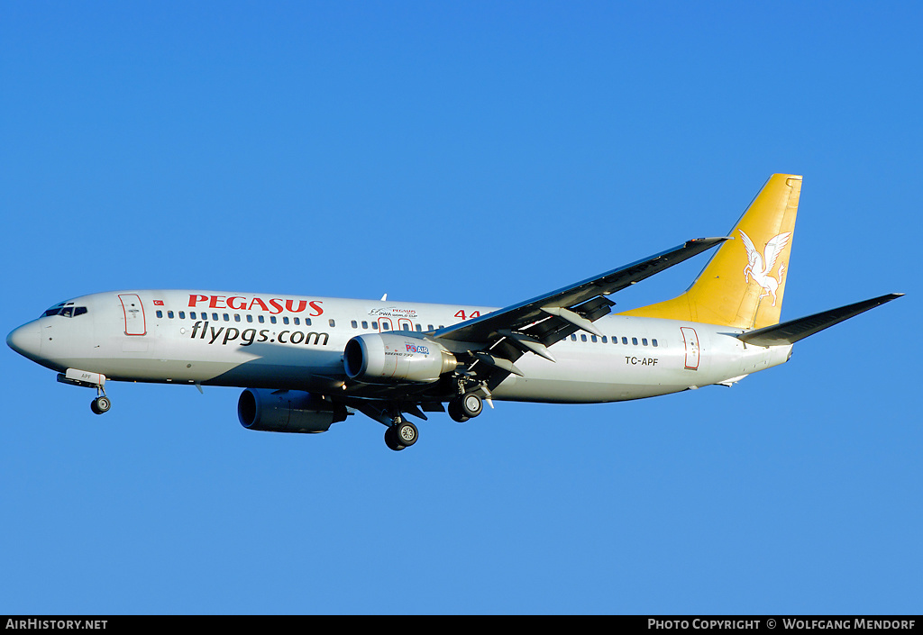 Aircraft Photo of TC-APF | Boeing 737-86N | Pegasus Airlines | AirHistory.net #556860