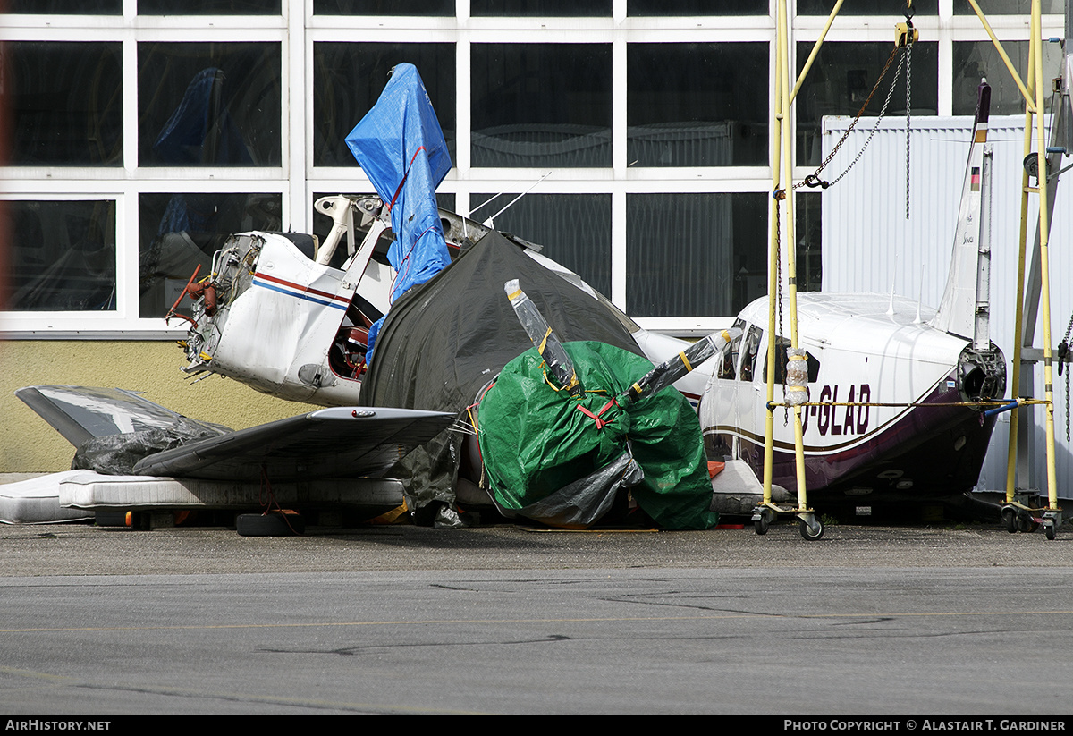 Aircraft Photo of D-GLAD | Piper PA-34-200T Seneca II | AirHistory.net #556891