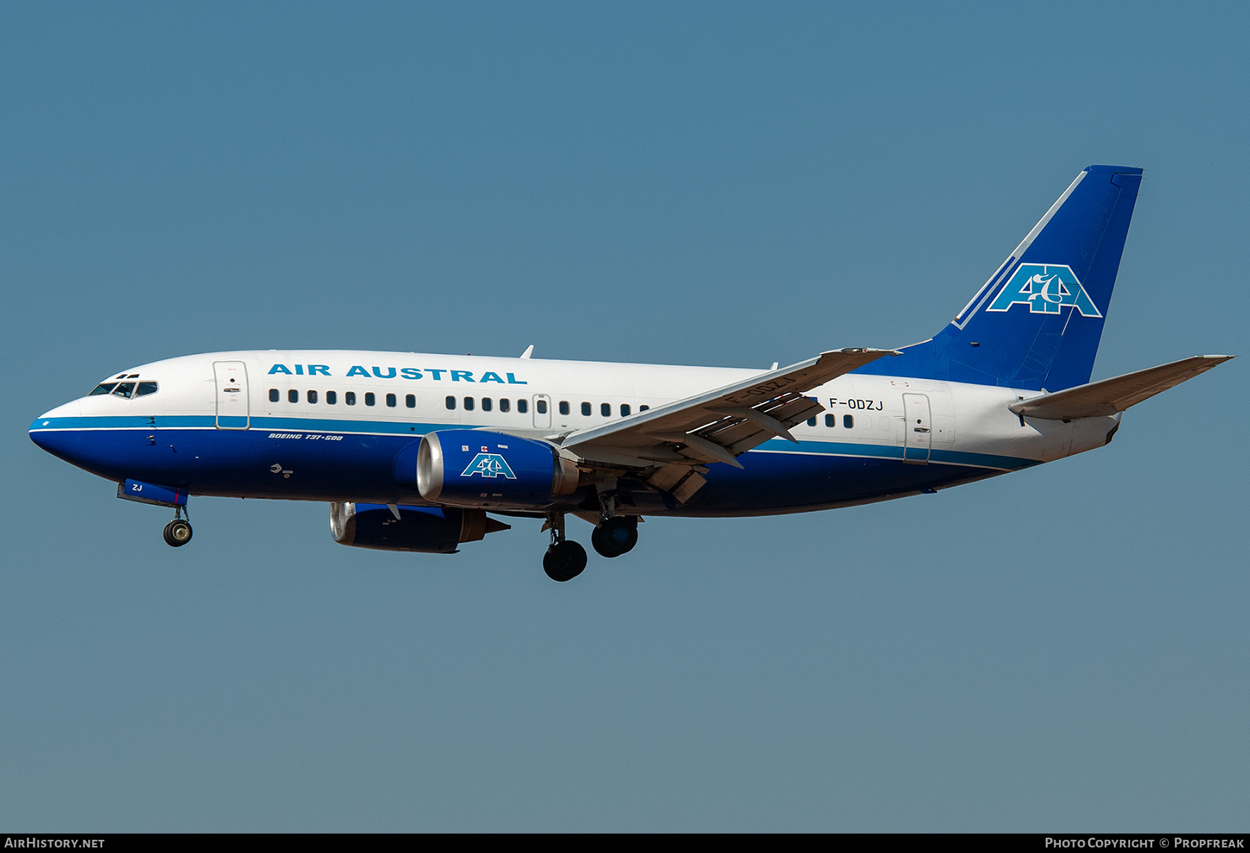 Aircraft Photo of F-ODZJ | Boeing 737-53A | Air Austral | AirHistory.net #557020