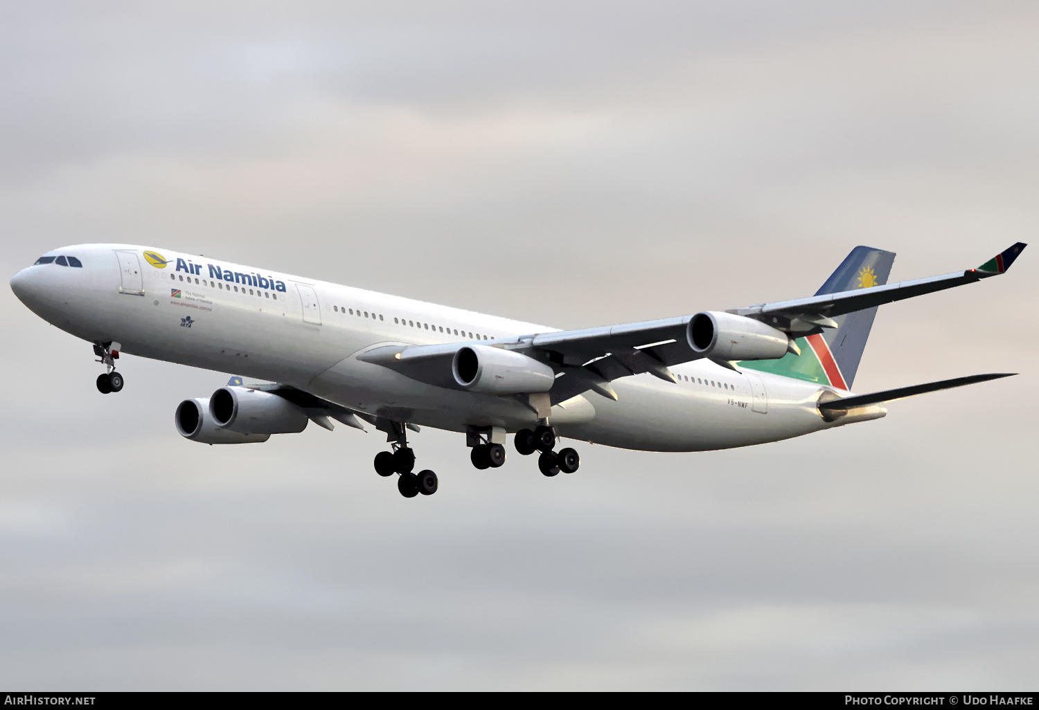 Aircraft Photo of V5-NMF | Airbus A340-311 | Air Namibia | AirHistory.net #557026