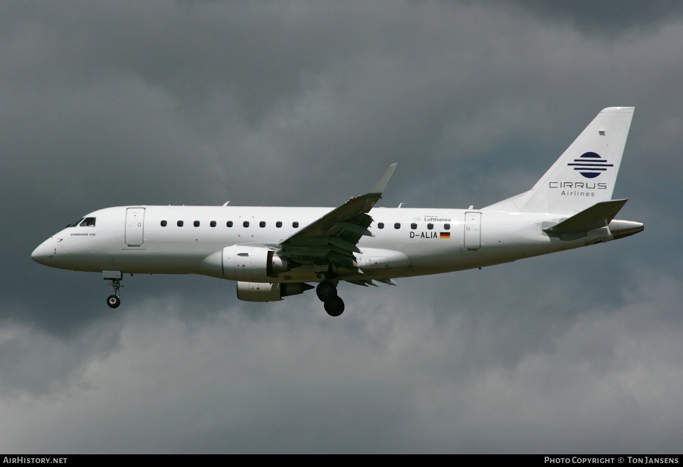 Aircraft Photo of D-ALIA | Embraer 170LR (ERJ-170-100LR) | Cirrus Airlines | AirHistory.net #557037