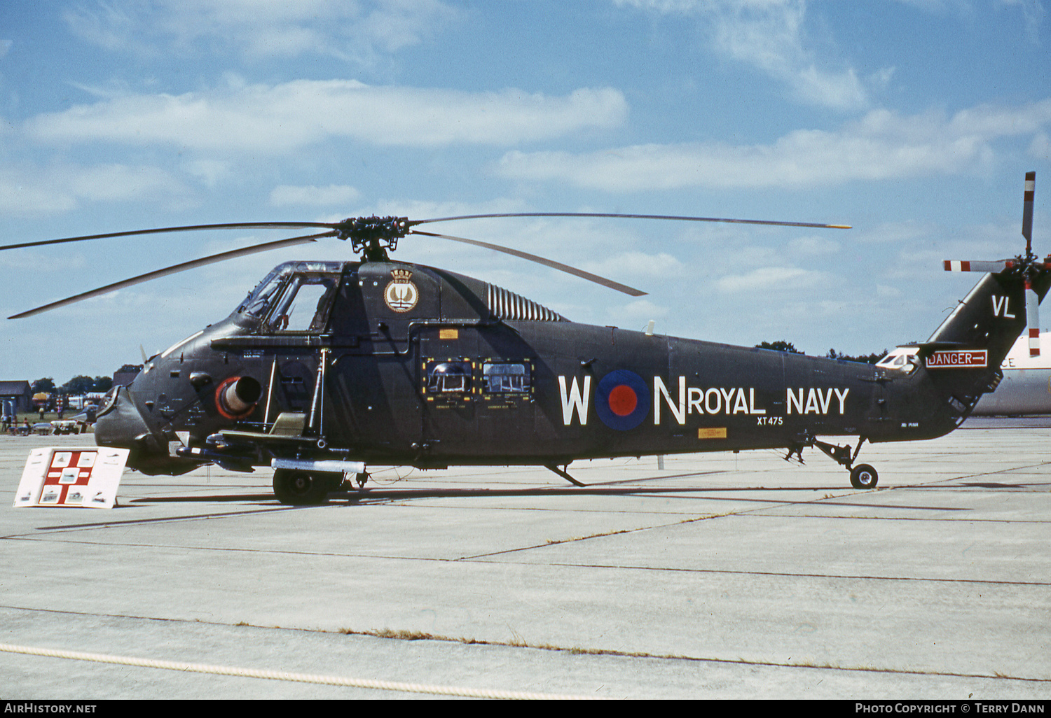 Aircraft Photo of XT475 | Westland WS-58 Wessex HU.5 | UK - Navy | AirHistory.net #557040