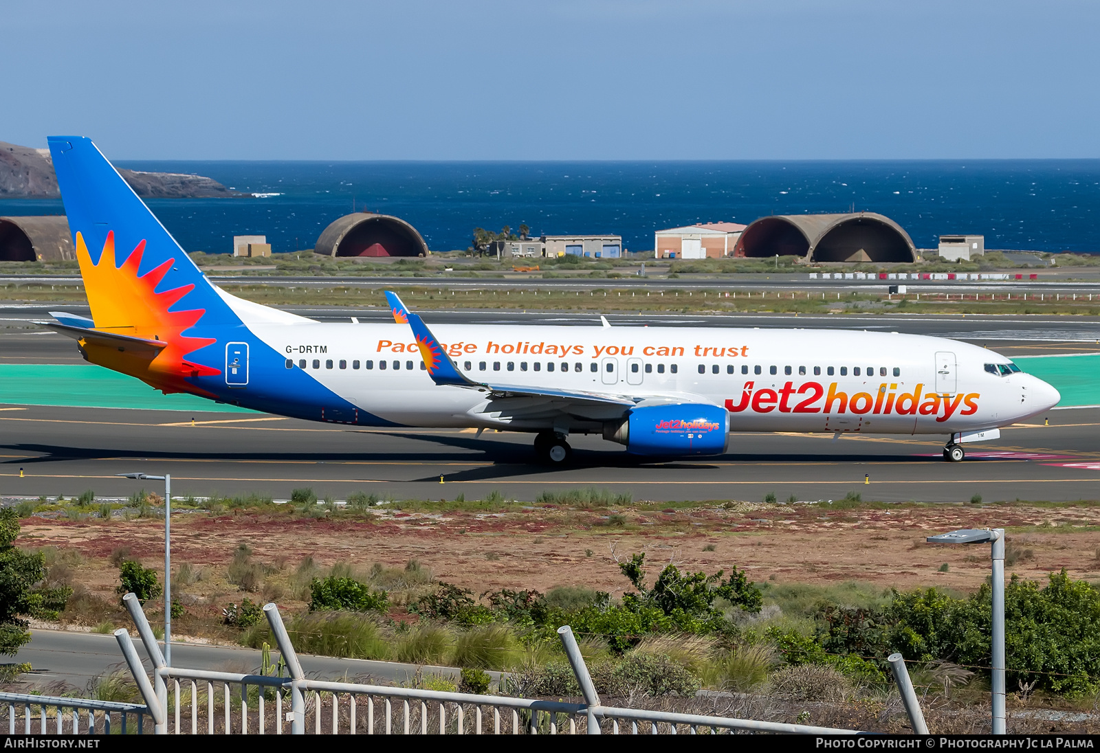 Aircraft Photo of G-DRTM | Boeing 737-85P | Jet2 Holidays | AirHistory.net #557054