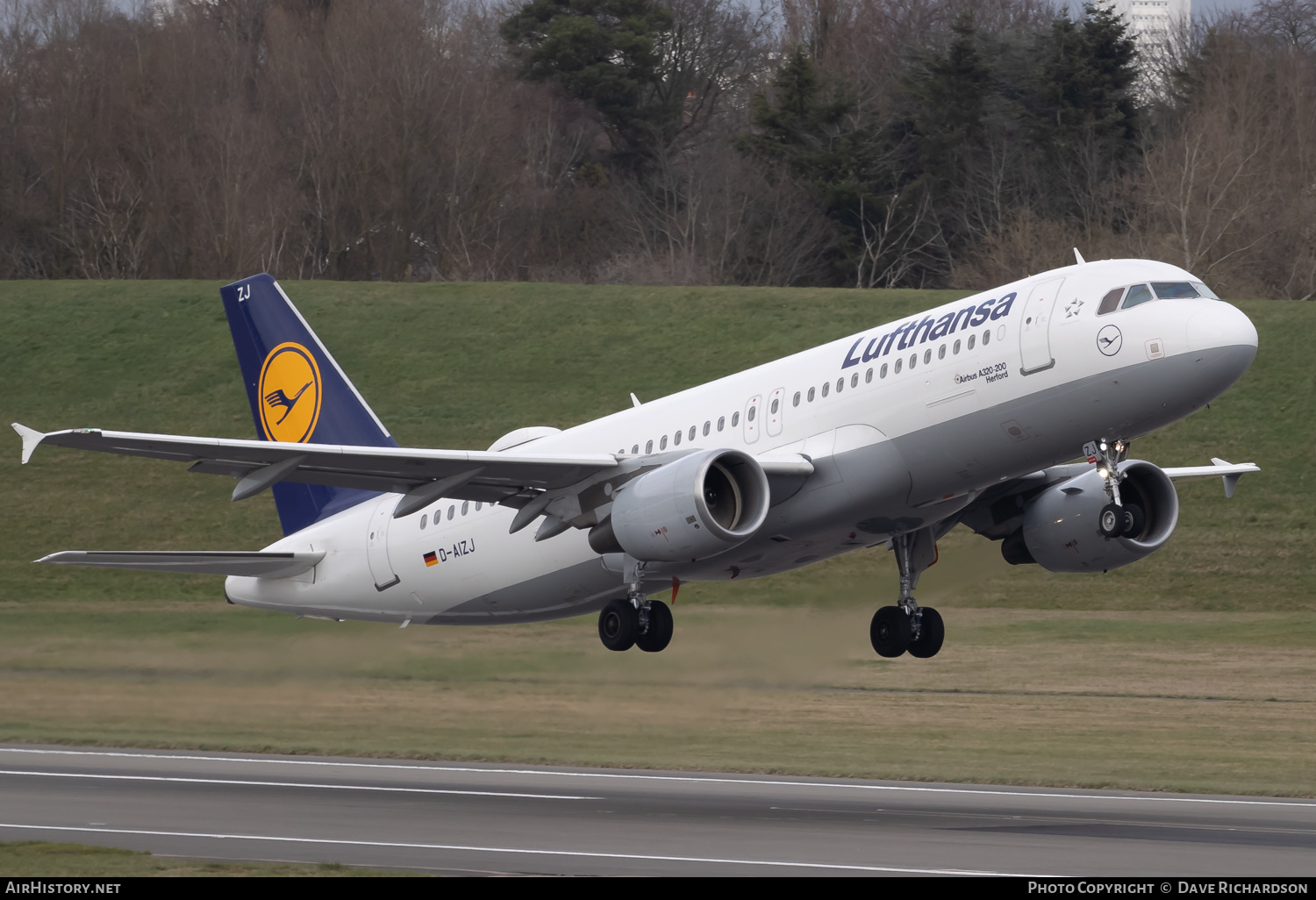 Aircraft Photo of D-AIZJ | Airbus A320-214 | Lufthansa | AirHistory.net #557080