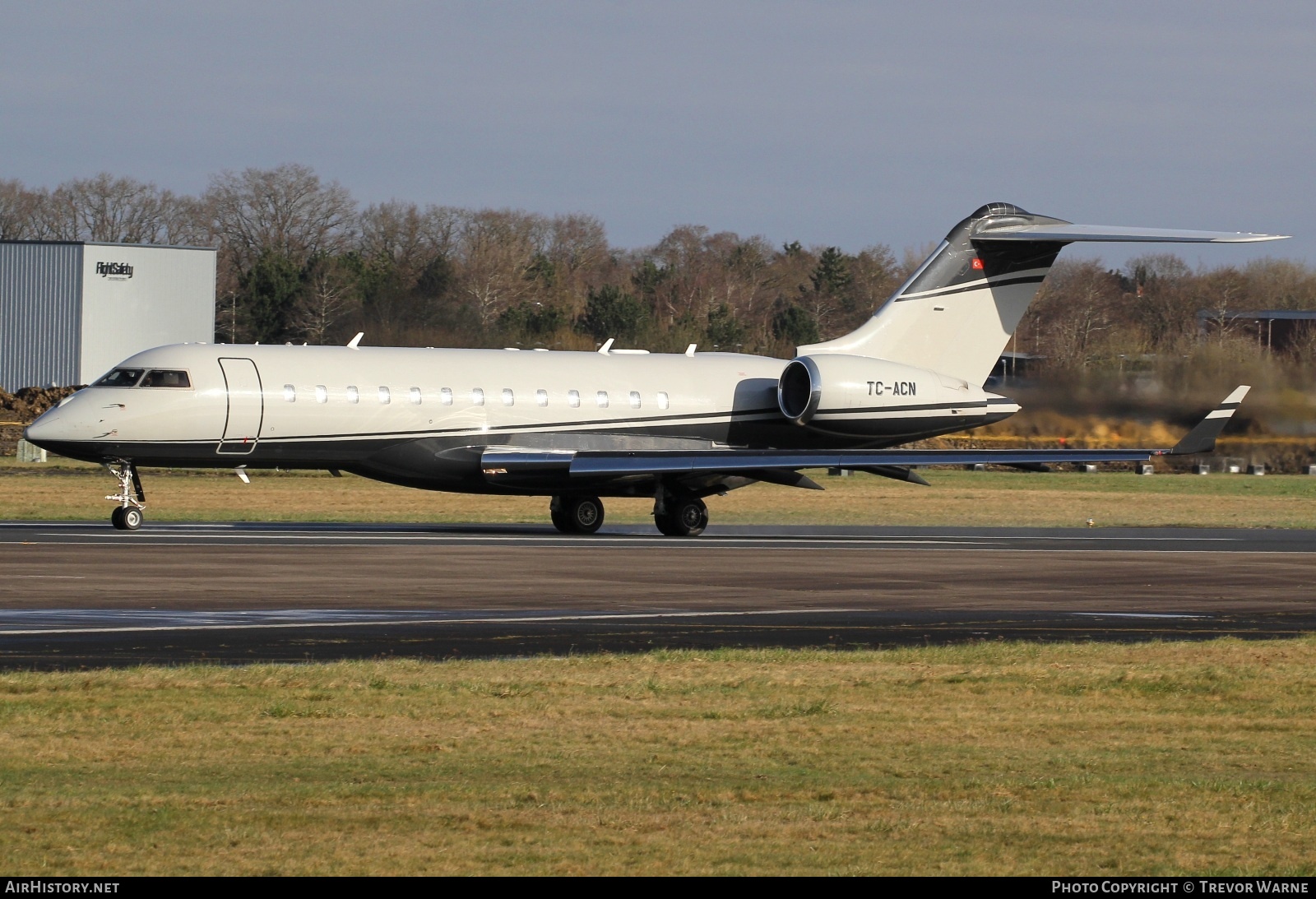 Aircraft Photo of TC-ACN | Bombardier Global Express XRS (BD-700-1A10) | AirHistory.net #557082