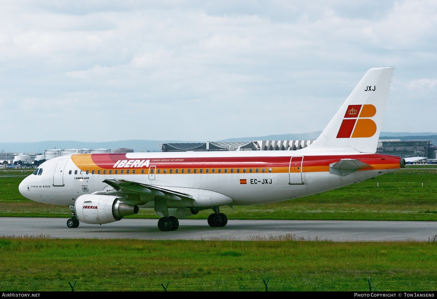 Aircraft Photo of EC-JXJ | Airbus A319-111 | Iberia | AirHistory.net #557154