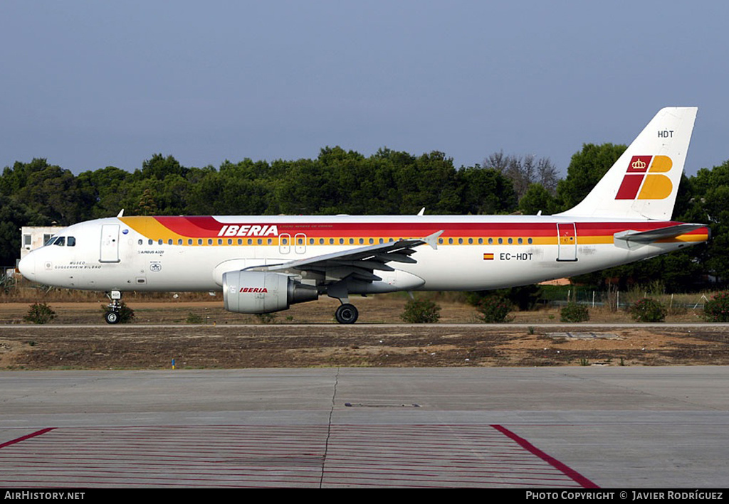 Aircraft Photo of EC-HDT | Airbus A320-214 | Iberia | AirHistory.net #557205