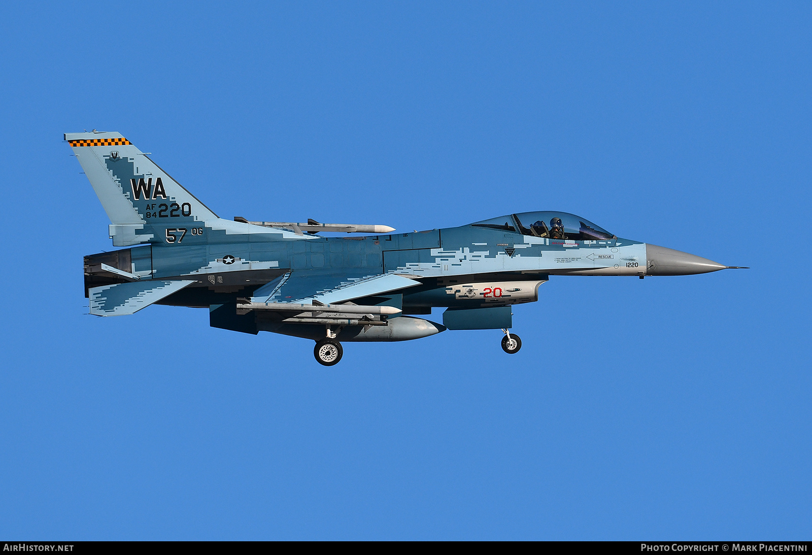 Aircraft Photo of 84-1220 / AF84-220 | General Dynamics F-16C Fighting Falcon | USA - Air Force | AirHistory.net #557288