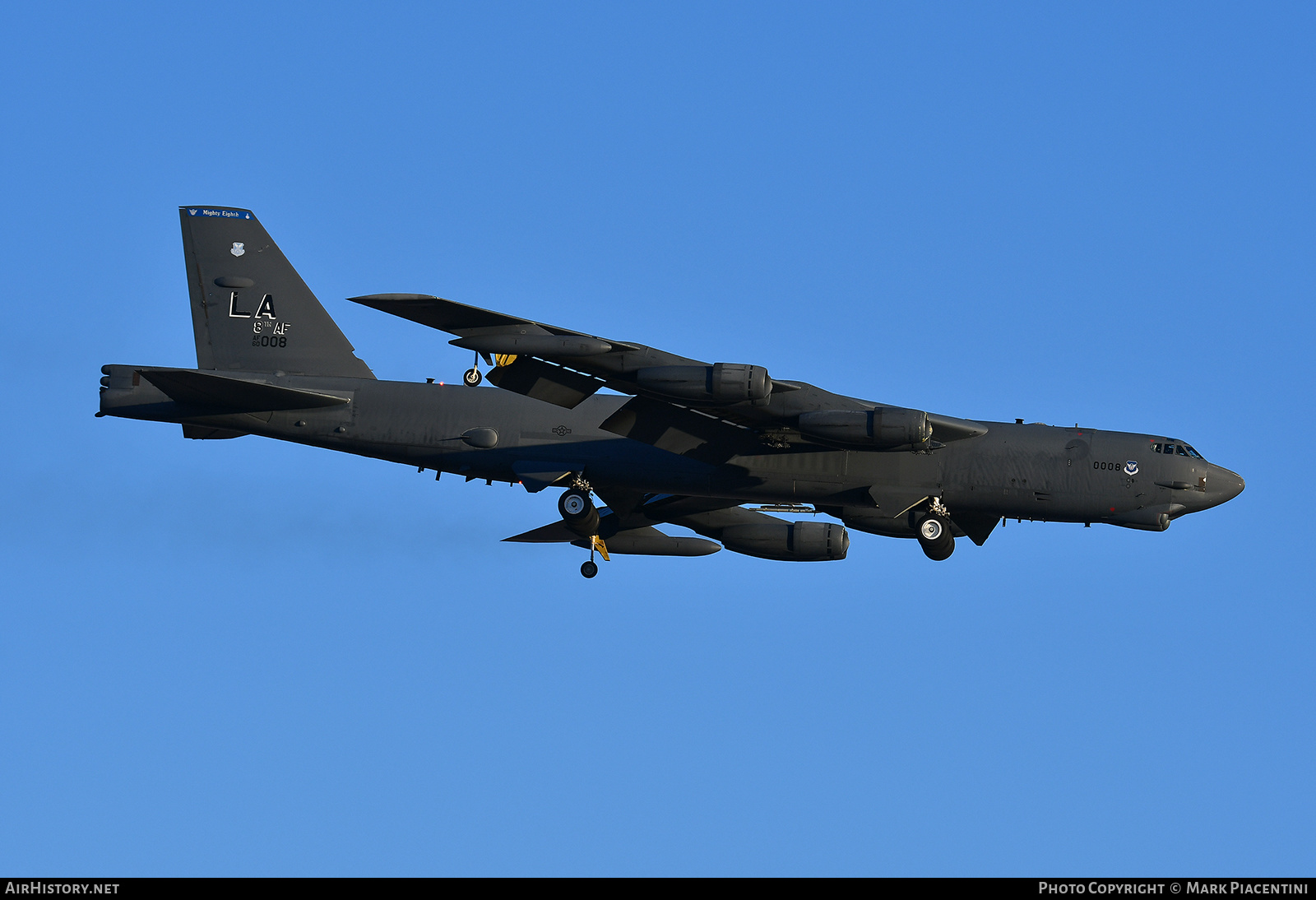 Aircraft Photo of 60-0008 / AF60-008 | Boeing B-52H Stratofortress | USA - Air Force | AirHistory.net #557289