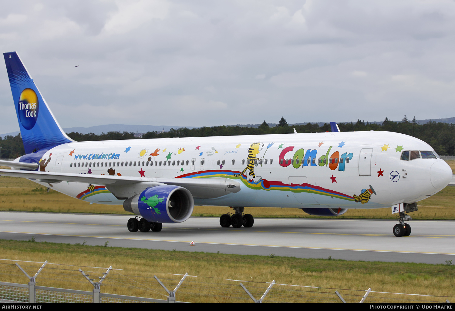 Aircraft Photo of D-ABUE | Boeing 767-330/ER | Condor Flugdienst | AirHistory.net #557373