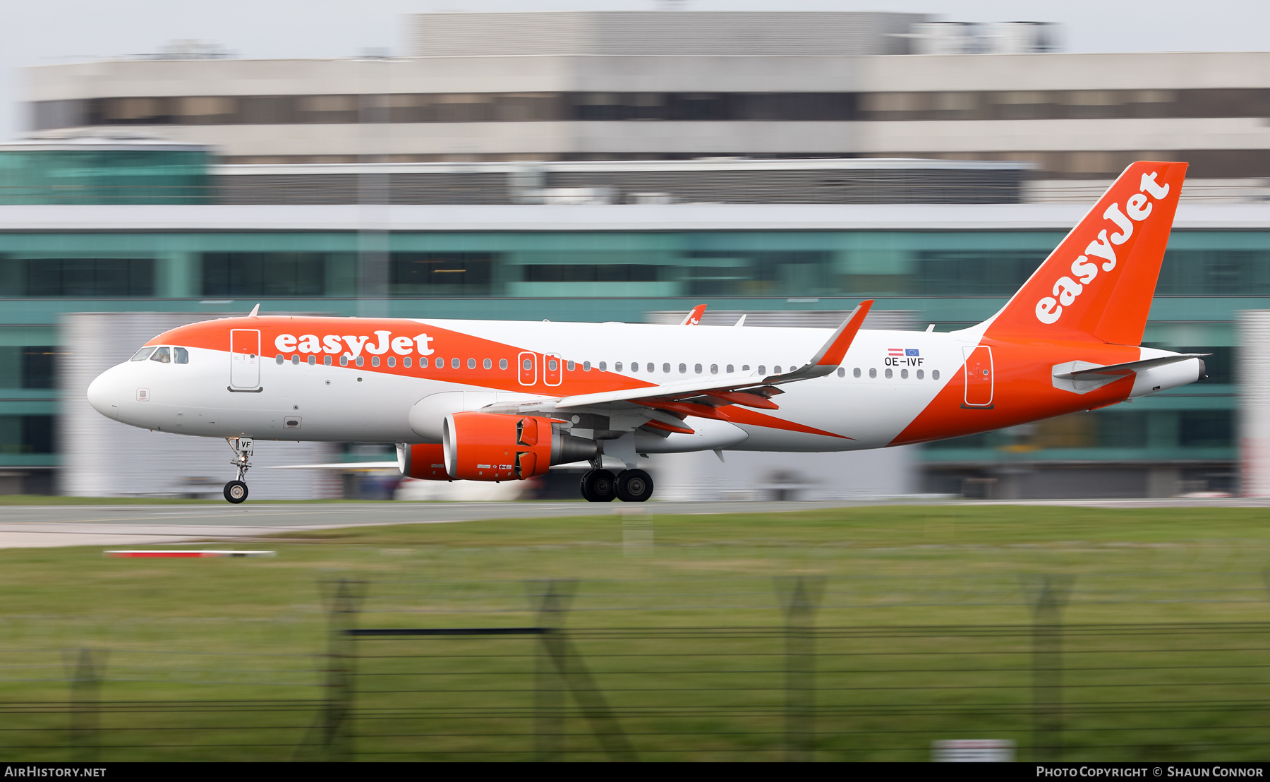 Aircraft Photo of OE-IVF | Airbus A320-214 | EasyJet | AirHistory.net #557380