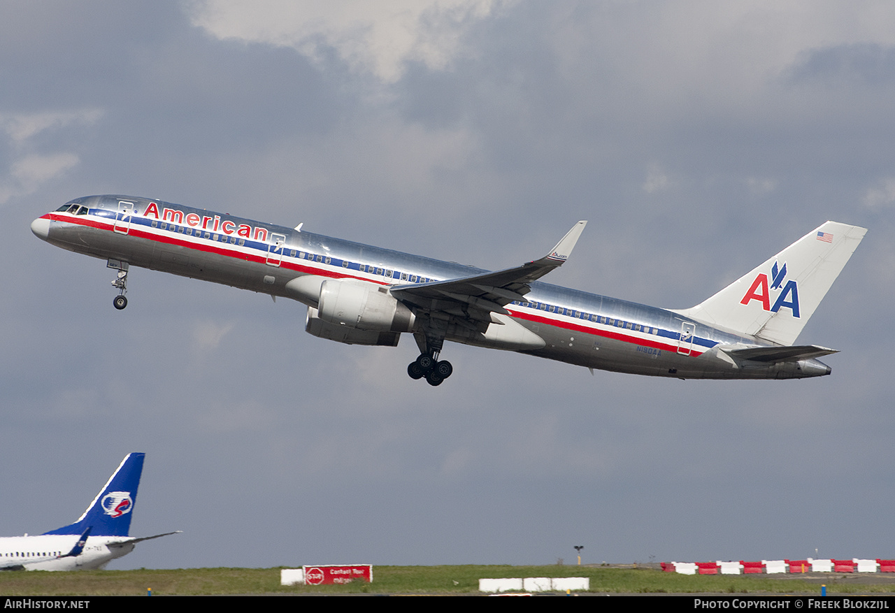 Aircraft Photo of N190AA | Boeing 757-223 | American Airlines | AirHistory.net #557416