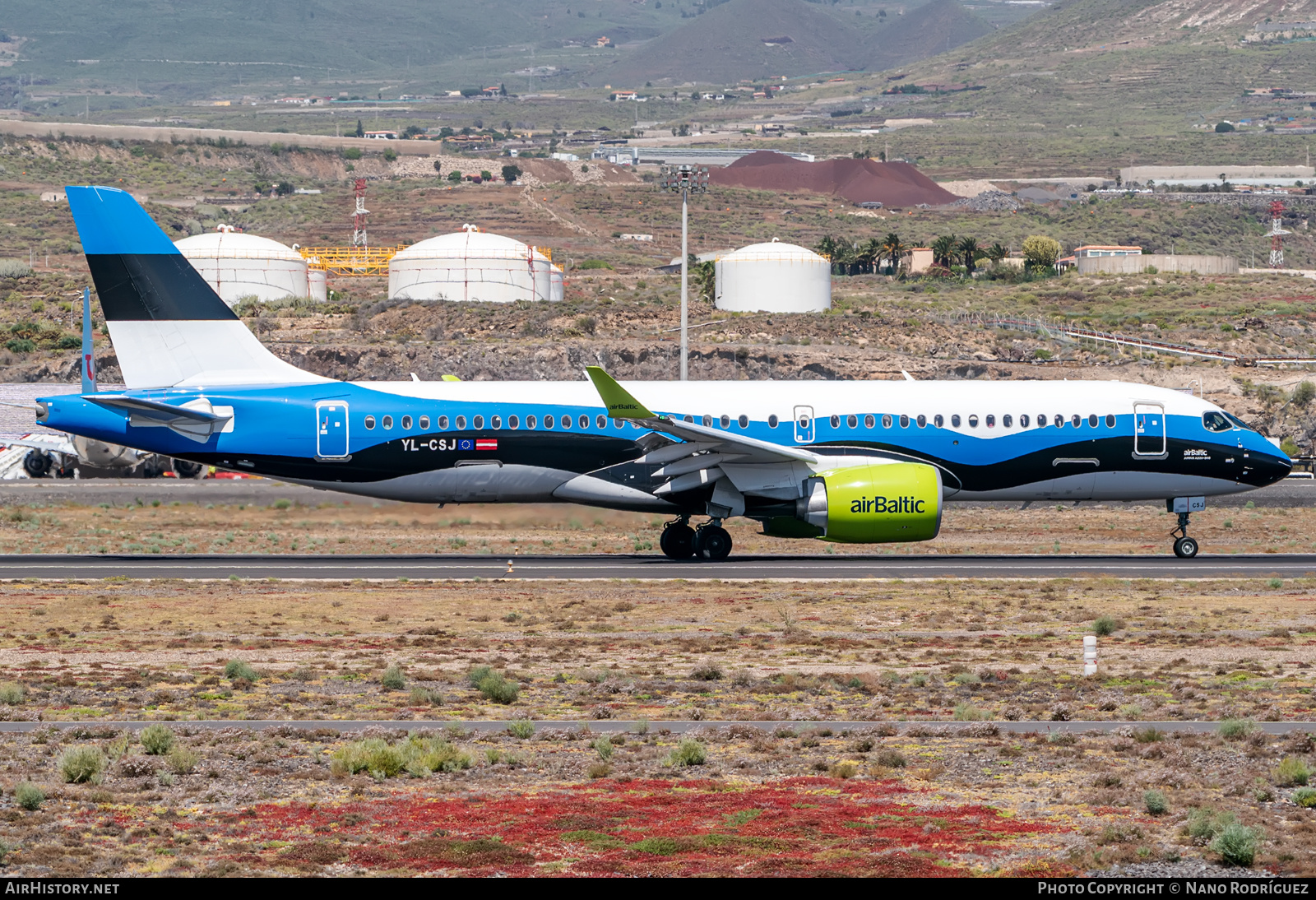 Aircraft Photo of YL-CSJ | Airbus A220-371 (BD-500-1A11) | AirBaltic | AirHistory.net #557437