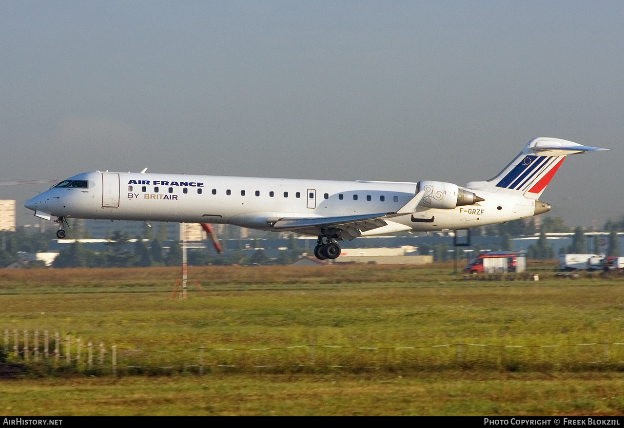 Aircraft Photo of F-GRZF | Bombardier CRJ-702 (CL-600-2C10) | Air France | AirHistory.net #557462