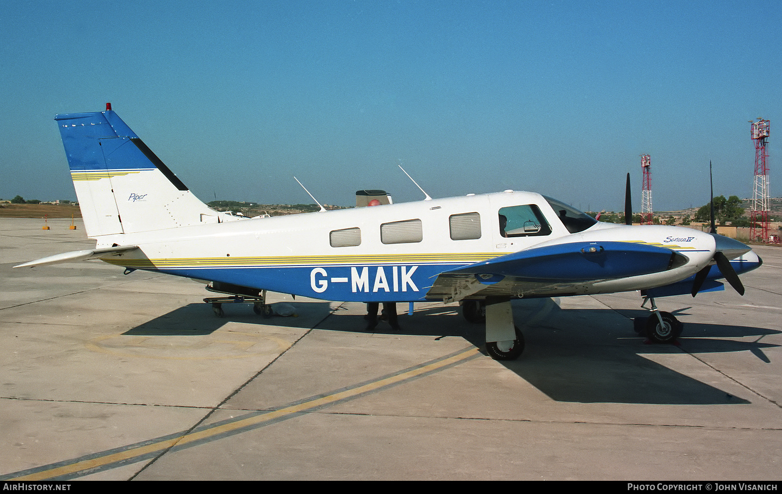 Aircraft Photo of G-MAIK | Piper PA-34-220T Seneca IV | AirHistory.net #557476