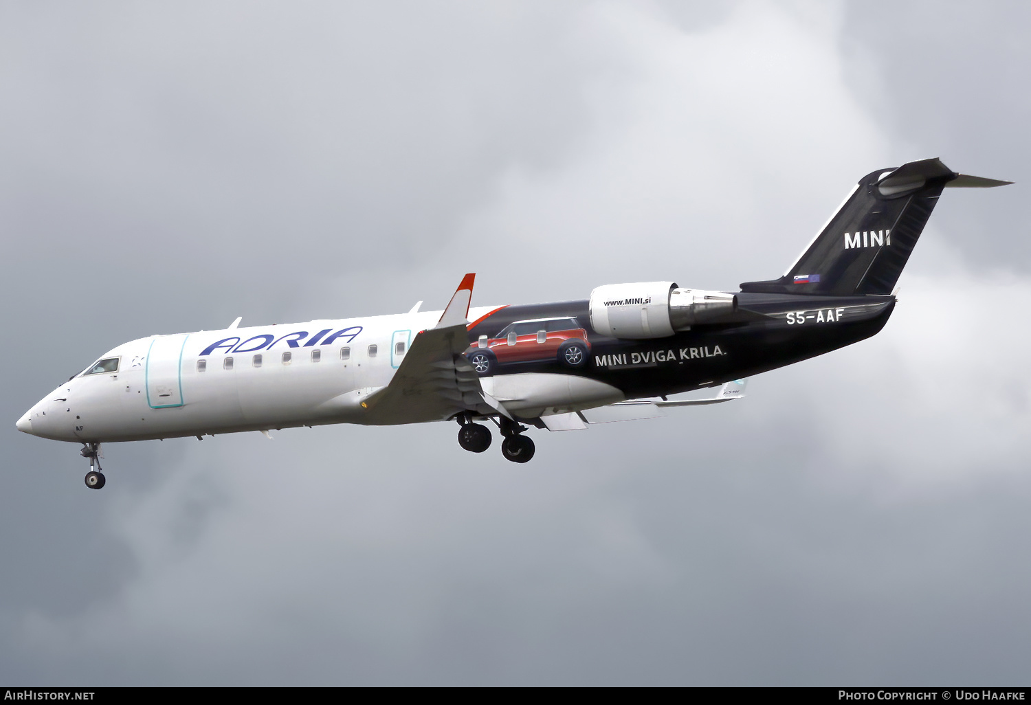 Aircraft Photo of S5-AAF | Bombardier CRJ-200LR (CL-600-2B19) | Adria Airways | AirHistory.net #557504