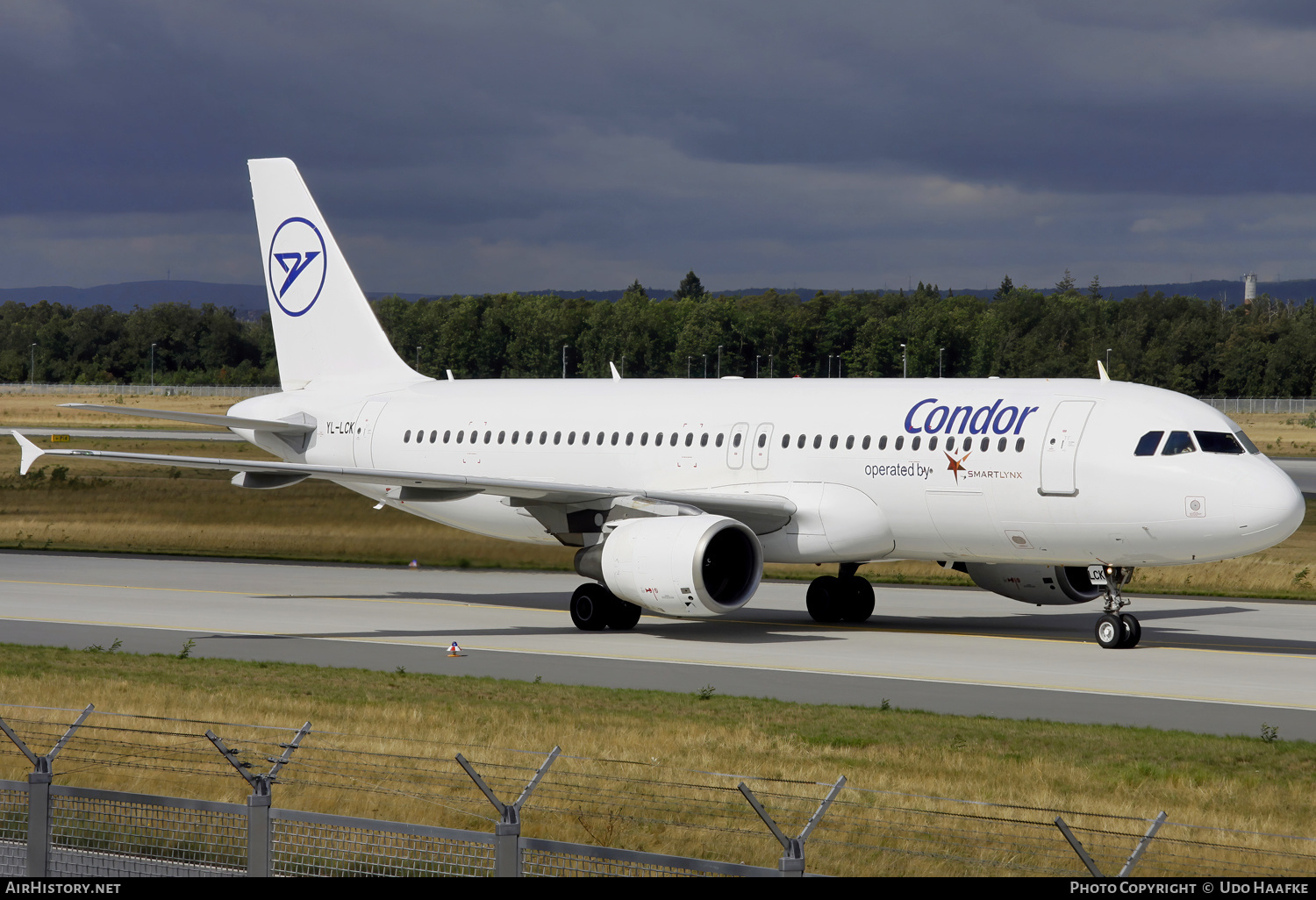 Aircraft Photo of YL-LCK | Airbus A320-214 | Condor Flugdienst | AirHistory.net #557526