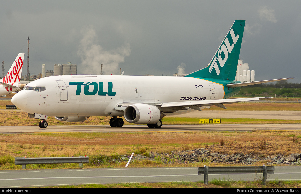 Aircraft Photo of ZK-TLD | Boeing 737-3B7(SF) | Toll Priority | AirHistory.net #557528