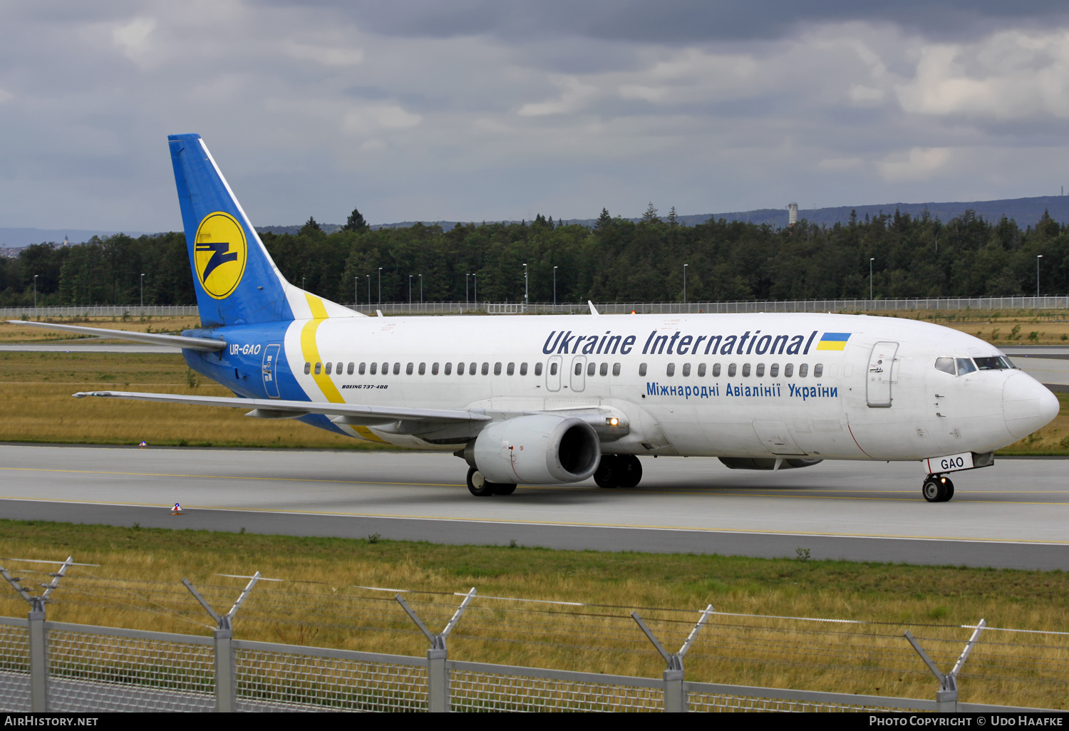 Aircraft Photo of UR-GAO | Boeing 737-4Z9 | Ukraine International Airlines | AirHistory.net #557548