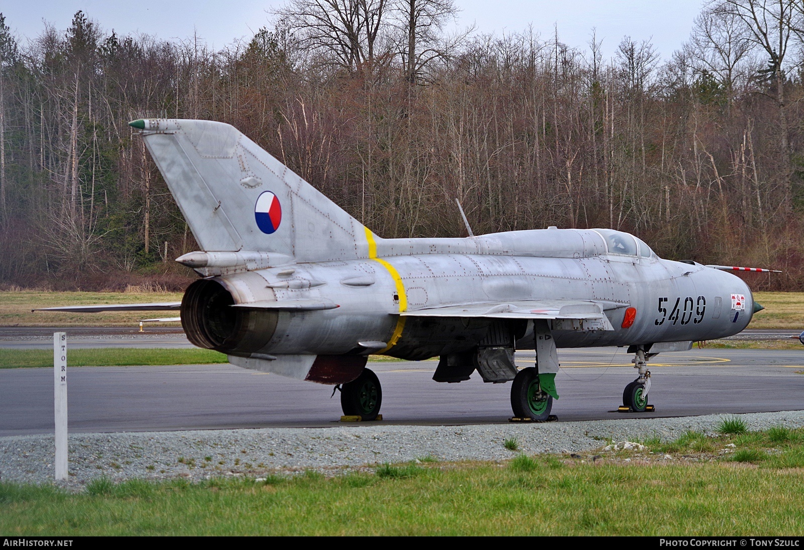 Aircraft Photo of 5409 | Mikoyan-Gurevich MiG-21PFM | Czechoslovakia - Air Force | AirHistory.net #557644