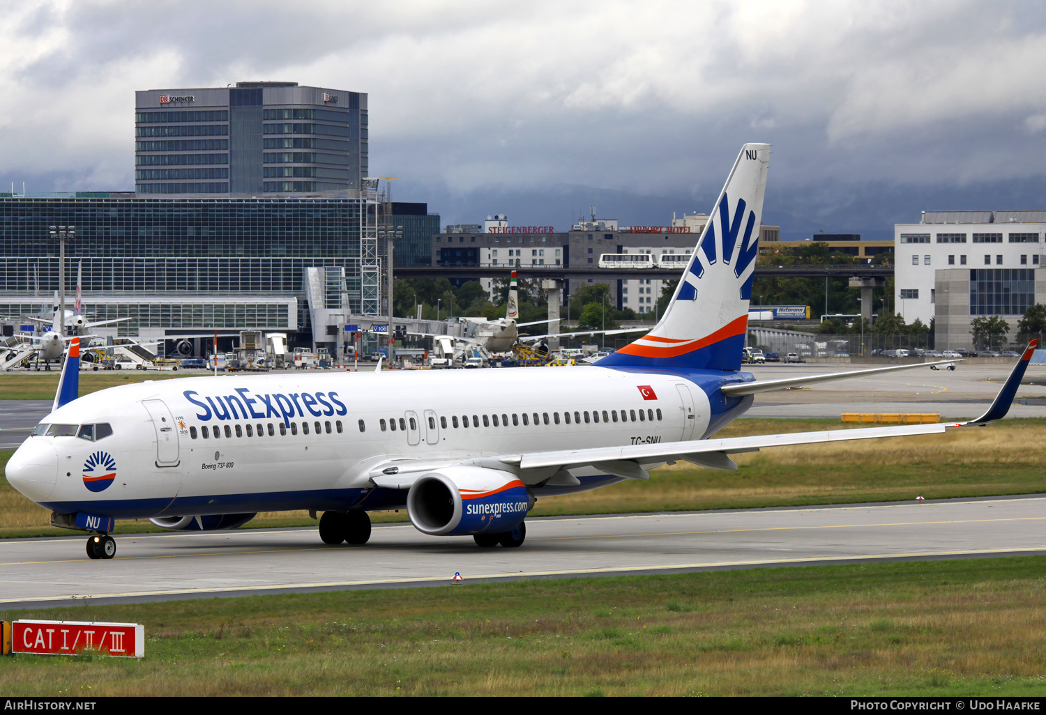 Aircraft Photo of TC-SNU | Boeing 737-8HC | SunExpress | AirHistory.net #557665