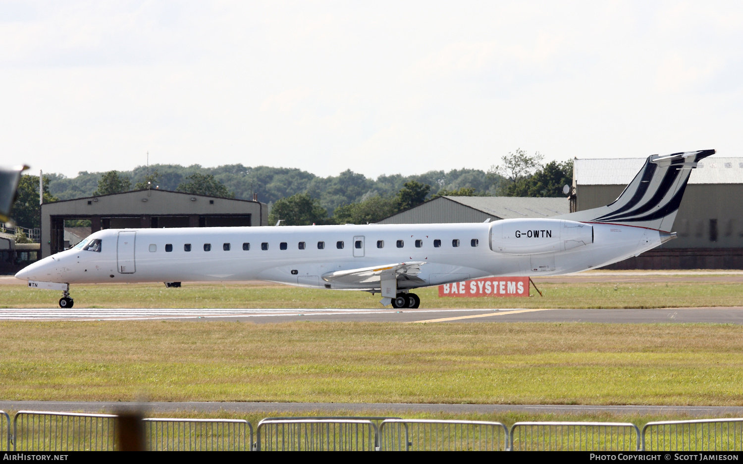 Aircraft Photo of G-OWTN | Embraer ERJ-145EU (EMB-145EU) | AirHistory.net #557752