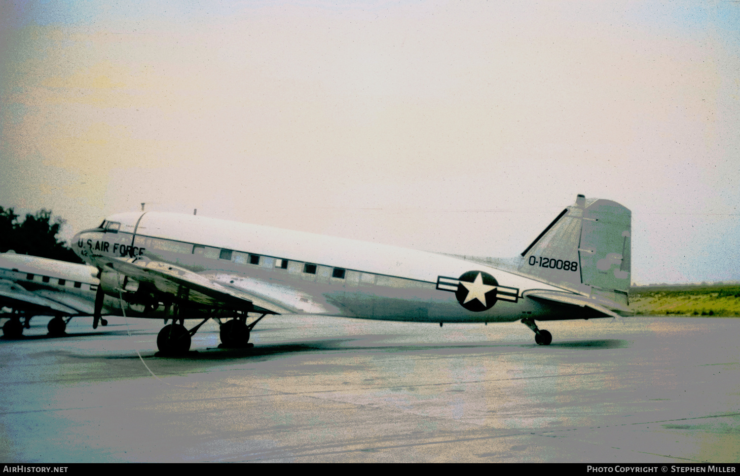 Aircraft Photo of 41-20088 / 0-120088 | Douglas VC-53 Skytrooper | USA - Air Force | AirHistory.net #557770