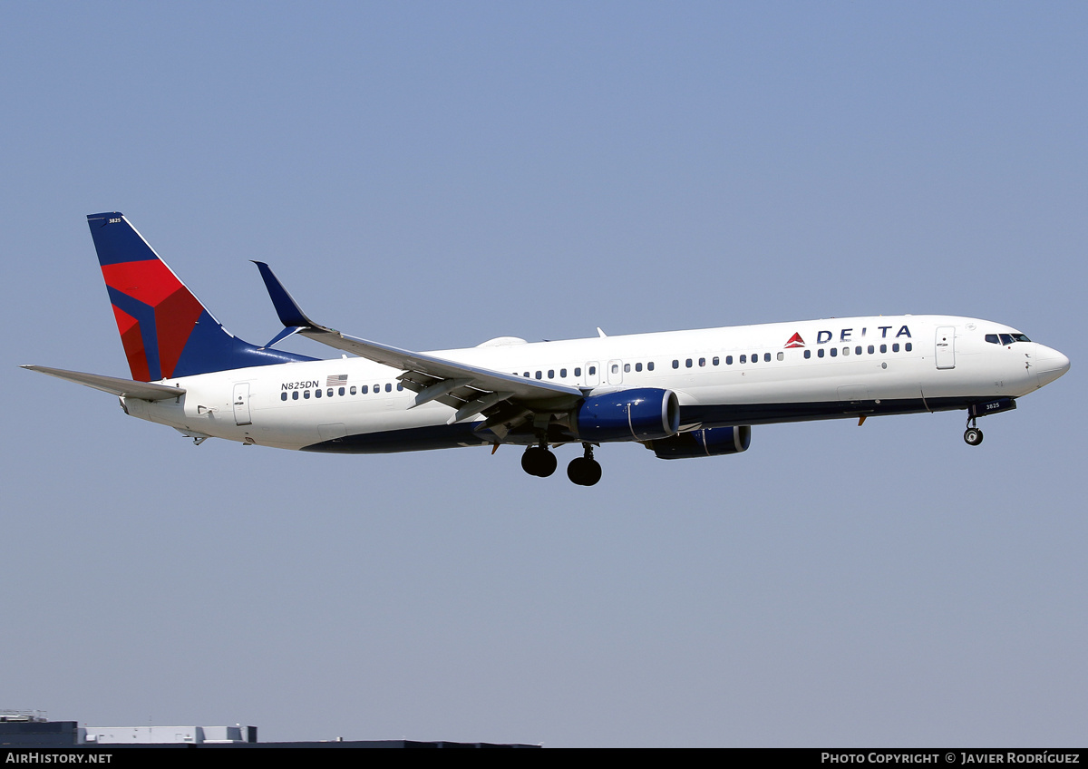 Aircraft Photo of N825DN | Boeing 737-932/ER | Delta Air Lines | AirHistory.net #557975