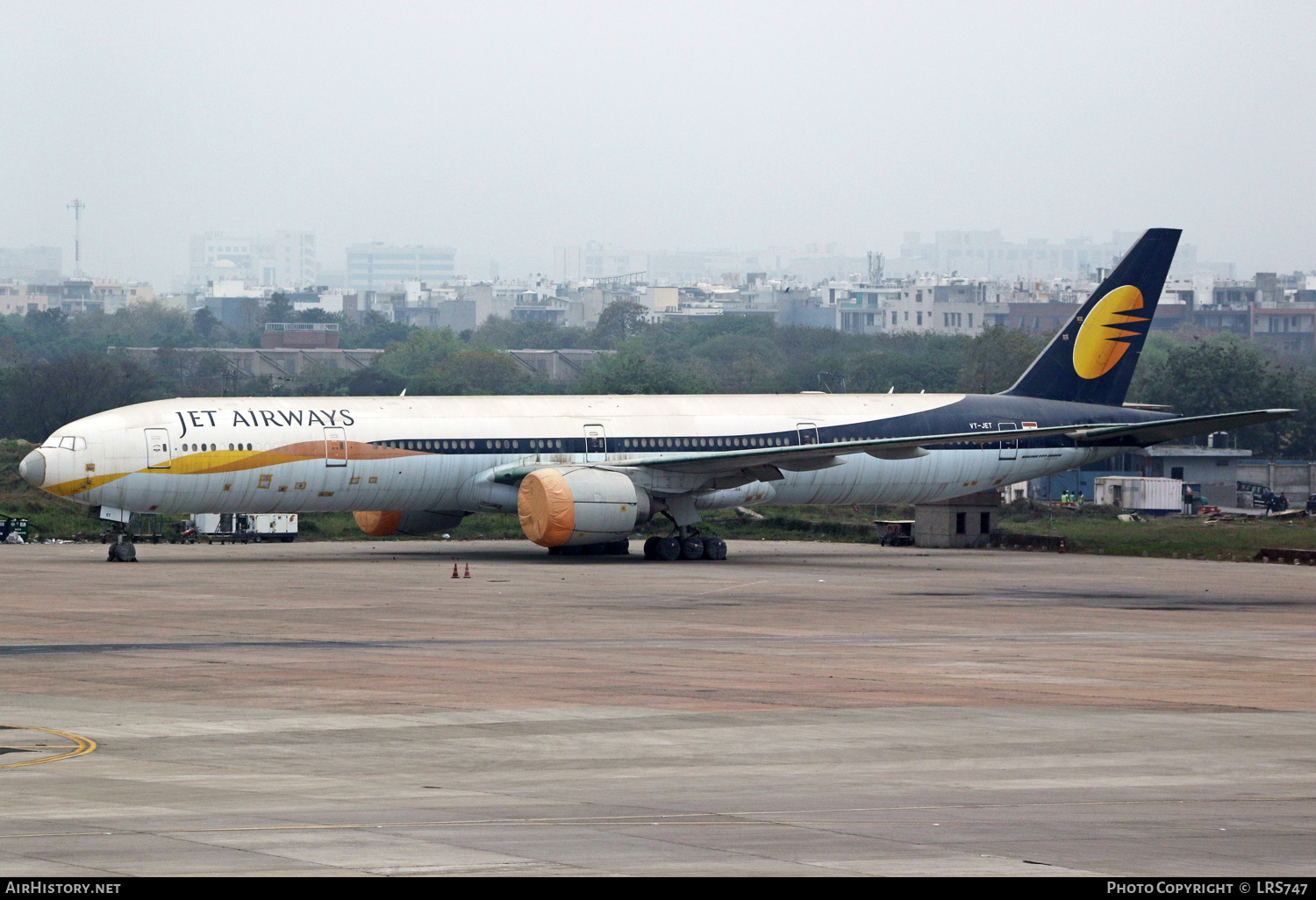 Aircraft Photo of VT-JET | Boeing 777-35R/ER | Jet Airways | AirHistory.net #558062