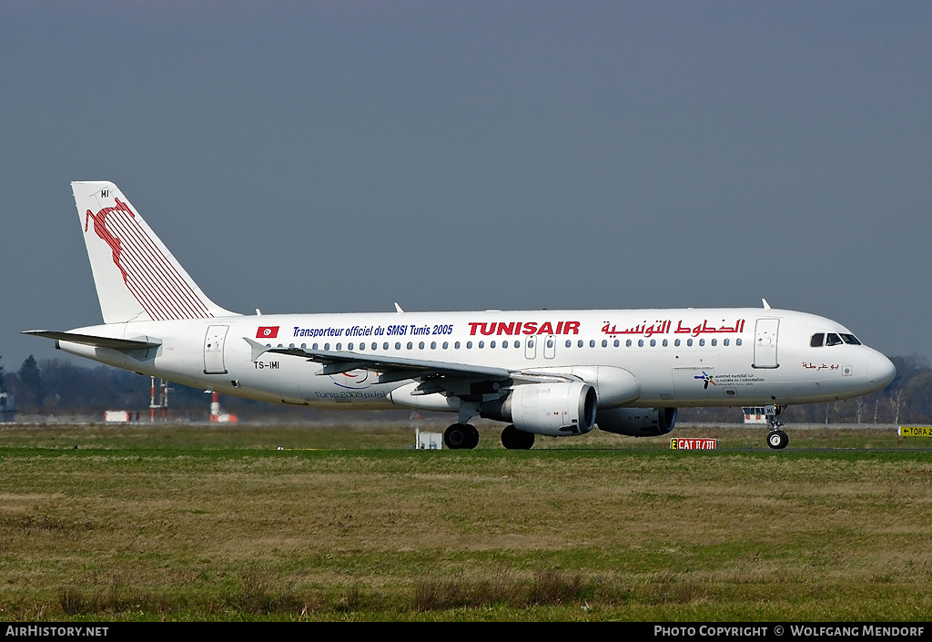 Aircraft Photo of TS-IMI | Airbus A320-211 | Tunisair | AirHistory.net #558149